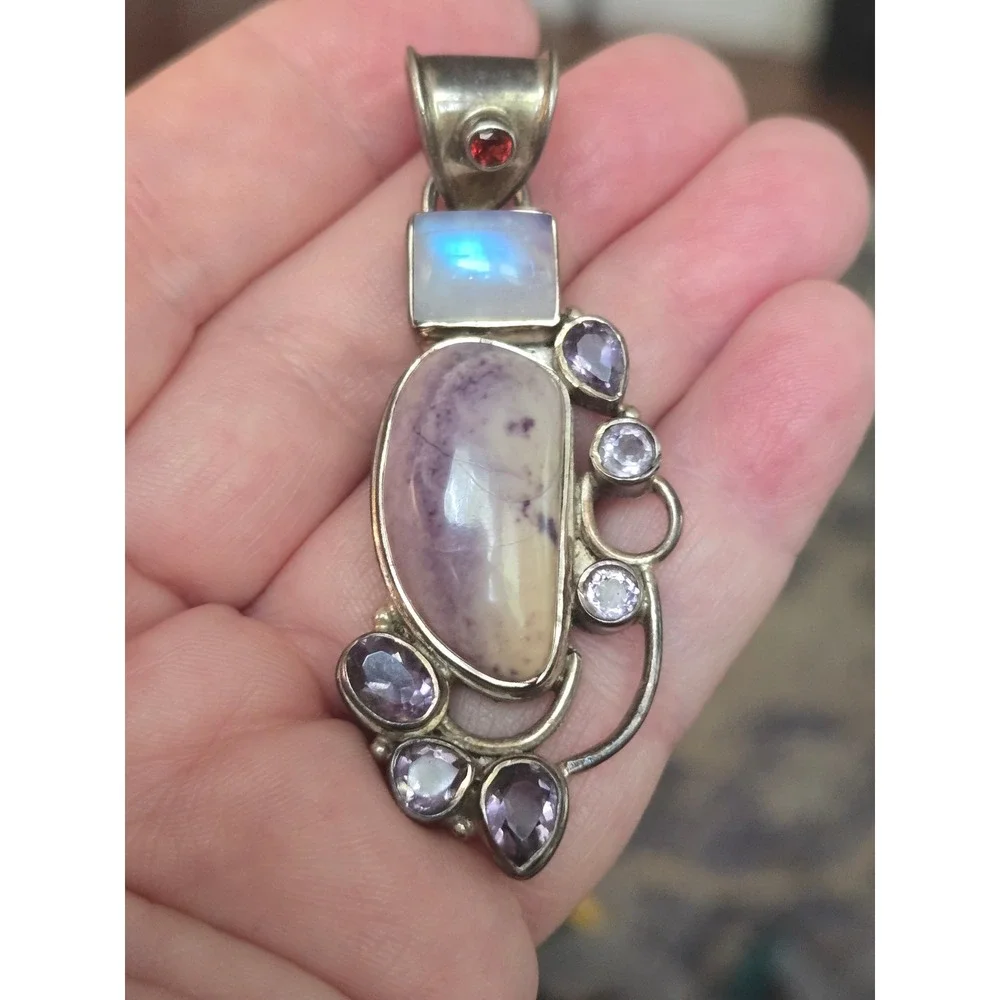 Artisan Moonstone Amethyst Sterling Pendant Vintage Stunning! Includes A Chain